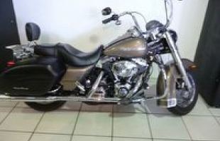 Harley-Davidson FLHRSI ROAD KING CUSTOM motorbike