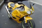 Triumph DAYTONA 900 T595 BREAKING FOR SPARES PARTS for sale