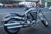 Victory Motorcycle VEGAS JACKPOT PEARL White WITH EXTREME GRAPHICS for sale