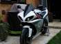 Picture 3 - Yamaha YZF R1 Big Bang 2009 motorbike