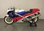 Picture 10 - Honda VFR750 RC30 1988 with 2707 km Original Rare Classic motorbike