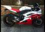 Picture 2 - Yamaha YZF R6 R in White & Red motorbike