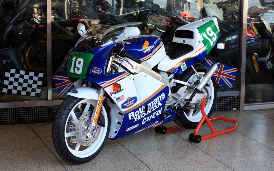 Honda NSR250 MC21 "Freddie Spencer Replica" - signed by the man himself! motorbike
