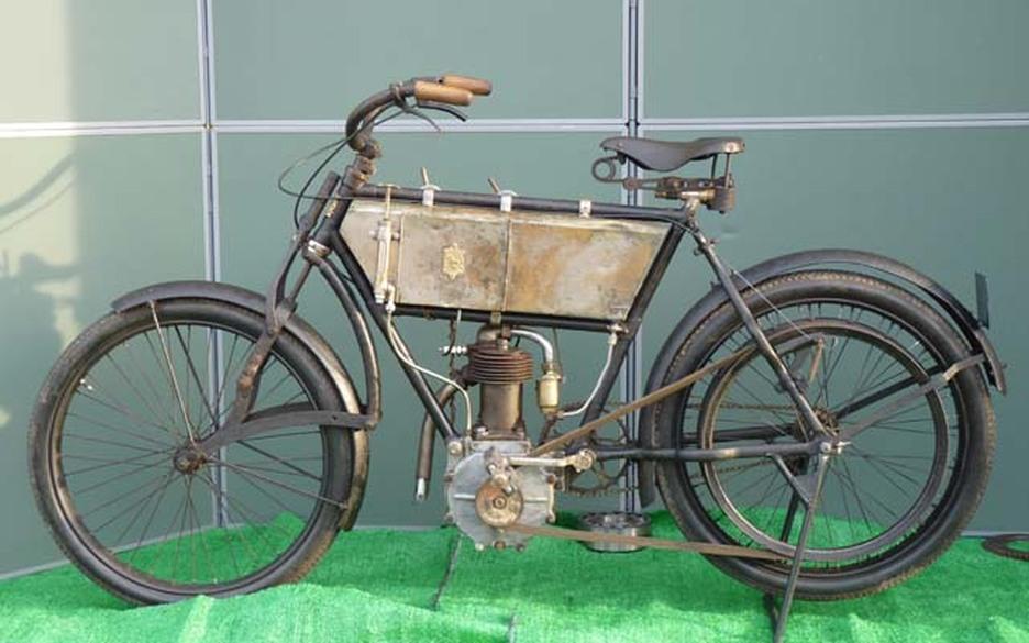 1904 Peugeot Veteran motorbike