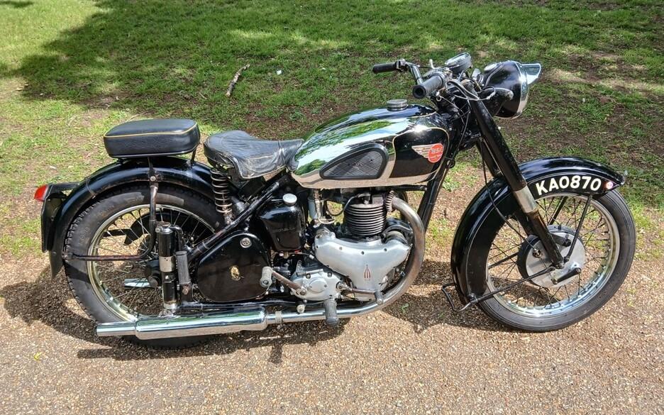 BSA 1950 GOLDEN FLASH 650cc motorbike