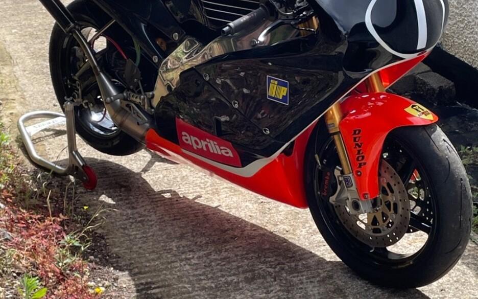 Aprilia RS250 Race Track Day Racing Bike Classic 2-Stroke Tyga Carbon Ohlins motorbike