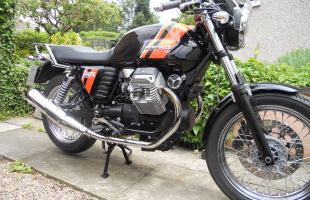 Moto Guzzi V7 Classic Cafe motorbike