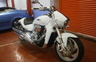 Suzuki VZR 1800 Z K9 INTRUDER White  1200 Miles DATA TOOL 4 ALARM IMMOBILISER motorbike