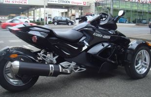 CAN-AM SPYDER SE5 - DRIVE ON A CAR DRIVING LICENCE IN STOCK READY TO GO !!! motorbike