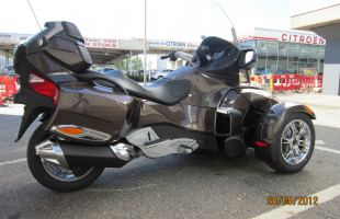 Brand NEW CAN-AM SPYDER RT SE5 LTD - DELIVERY NATIONWIDE motorbike