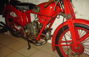 Moto Guzzi Ardetta 250cc 1939 motorbike
