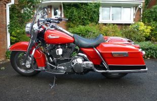 2001 Harley-Davidson 1450 ROAD KING FLHRC RED motorbike