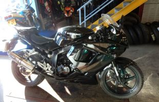Hyosung GT 125 R 2011 motorbike