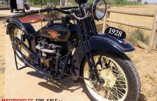1928 Henderson Deluxe 4 cylinder motorbike