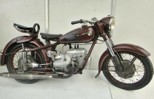 Gut erhaltenes Oldtimer Motorrad IFA/MZ BK 350 BJ 1958 - original Maronlack motorbike