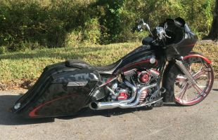 2015 Harley-Davidson Touring, colour BLACK/GREY MATTE CAMO, RED LEAF ACCENTS motorbike