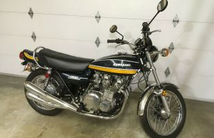 1975 Kawasaki 900 Z1B motorbike