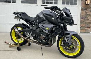 2017 Yamaha FZ 10/ MT 10 motorbike