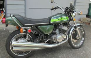 1974 Kawasaki H2, colour Green motorbike