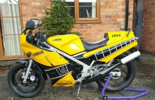 Yamaha RD 500 LC 1985 Serial 1GE - Matching numbers - Very low miles VGC motorbike