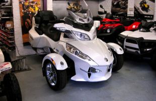 Can-Am Spyder RTS Ltd Trike. motorbike