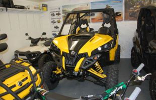 Can-Am Maverick 1000R X rs ATV Side-by-side. Road Legal Buggy. New for 2014. motorbike