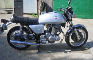 Laverda SF2 1974 motorbike