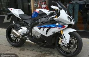 2012 BMW S1000RR ABS TRI-COLOUR, RED/White/BLUE AKRAPOVIC END CAN, HEATED GRIPS motorbike