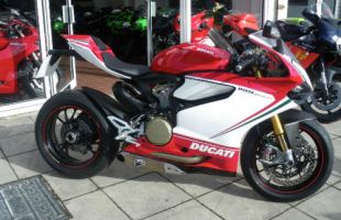 Ducati 1199 Panigale TRICOLORE sports Motorcycle.Ohlins,Termis,Marchesinis,Mint motorbike