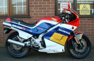 Honda NS 400 R motorbike