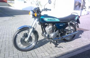 Kawasaki H1F-KH500 1976 motorbike