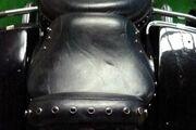Picture 5 - 1994 Harley-Davidson 1340 FLHR Road King - First Road King Produced motorbike
