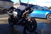 Picture 5 - Yamaha R1 Big Bang, 2010, 7400 miles, ££££'s extras motorbike