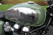 Picture 6 - Triumph Bonneville T100 custom military green 50s style paint new bike motorbike