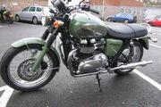 Picture 9 - Triumph Bonneville T100 custom military green 50s style paint new bike motorbike