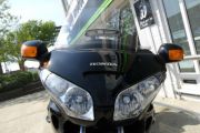 Picture 3 - 2007 Honda GL Goldwing 1800 A-7 Deluxe Model in Black motorbike