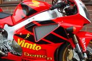 Picture 4 - Honda VTR 1000 SP-Y JOEY DUNLOP motorbike