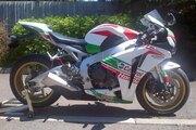 Picture 2 - 2011 Castrol Honda Fireblade - NON ABS motorbike