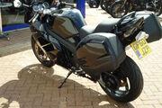 Picture 4 - Triumph Sprint ST 1050 In Phantom Black With Panniers motorbike