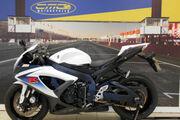 Picture 7 - 2010 Suzuki GSXR 750 L0 IN White motorbike