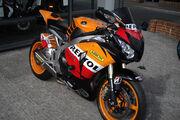 Picture 2 - Honda CBR 1000 RR-9 Repsol motorbike