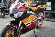 Picture 6 - Honda CBR 1000 RR-9 Repsol motorbike