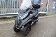 Picture 3 - Piaggio MP3 Sport Touring LT 500 in Matt Black motorbike