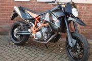 Picture 4 - KTM 950 SMR motorbike
