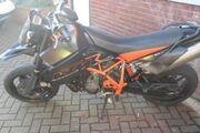 Picture 9 - KTM 950 SMR motorbike