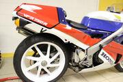 Picture 11 - 1991 Honda VFR 750 RC30 original & very low mileage example, just 2 owners motorbike