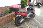 Picture 3 - Gilera GP 800 Scooter motorbike