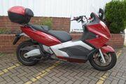 Picture 8 - Gilera GP 800 Scooter motorbike