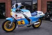 Picture 4 - Suzuki RG500 1989 motorbike