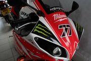 Picture 5 - Yamaha R1 Milwaukee BSB Replica With Akrapovic Cans Autographed By James Ellison motorbike